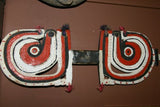 EXTREMELY RARE OCEANIC ART KIADIBA OR DANCE PADDLE FROM THE TROBRIAND ISLANDS, MELANESIA. HAND CARVED WOOD PAINTED WITH NATURAL DYES CIRCA 1950 AS SEEN IN MUSEUMS REPRESENTING RARE CULTURES COLLECTOR DESIGNER PAPUA NEW GUINEA HOME  DECOR no 4A5A