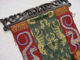 UNIQUE INTRICATELY HAND CARVED ORNATE WOOD HANGER 32” (ROD, RACK) USED TO DISPLAY RARE OR PRECIOUS TEXTILES ON THE WALL, SUPERB BAS RELIEF LACY MOTIFS OF FOLIAGE & VINES COLLECTOR DESIGNER DECORATOR WALL DÉCOR CHOICE BETWEEN 383 & 385