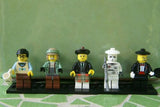 5 NOW RARE RETIRED LEGO MINIFIGURES, SOME FROM SERIE 7: BAGPIPER, COMPUTER PROGRAMMER WITH COFFEE CUP, GALAXY PATROL WITH GUN, DR. OCTOPUS FROM SPIDERMAN, MAITRE D' WITH FRYING PAN. 25 PIECES (SERIE 7)