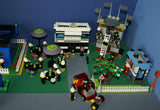 UNIQUE CUSTOM LEGO SET WITH 1905 PCS, 24 MINIFIGURES, 4 BUILDINGS: GRINGOTTS GOURMET CAFÉ WITH OUTDOOR TABLES & UMBRELLAS, CITY BANK, STORAGE BLD, PUBLIC BATHROOM, FIRE BRIGADE, TRUCKS, PLAYGROUND, GARDENS, MOTOCYCLES ETC (KIT 22)