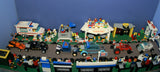 UNIQUE HUGE CUSTOM LEGO SET (1032 PCS): 41 MINIFIGURES (YEAR 1978 & ON), RACE TRACK, FINISH LINE, MULTIPLE BLEACHERS, 6 CARS, SNACK BAR, HELMET SHOP, GAS PUMP, AMBULANCE, REPORTERS, HOT DOG CART, MULTIPLE ACCESSORIES ETC... (KIT 10) 32" X 12"