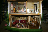 1970 HUGE CUSTOM BUILT & FULLY FURNISHED DOLL HOUSE (5 ft x 4ft x 32”) WITH 14 rooms & 3 gardens, Plants, Trees + Outhouse (1/12 Scale) Operating Lights