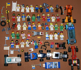 UNIQUE HUGE CUSTOM LEGO SET (1032 PCS): 41 MINIFIGURES (YEAR 1978 & ON), RACE TRACK, FINISH LINE, MULTIPLE BLEACHERS, 6 CARS, SNACK BAR, HELMET SHOP, GAS PUMP, AMBULANCE, REPORTERS, HOT DOG CART, MULTIPLE ACCESSORIES ETC... (KIT 10) 32" X 12"