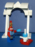 LEGO CUSTOM BUILD (43 PCS) PLUS 3 NOW RARE RETIRED MINIFIGURES: SPONGEBOB 3831, SANDY 3816, MR KRABS 3833 & RING TOSS TOY (KIT 39) DISPLAYED IN STORE ONLY