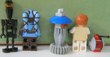 5 NEVER PLAYED WITH STAR WARS CLONE WARS COLLECTIBLES & ACCESSORIES: AAYLA, OBIWAN KENOBI, 2 CUSTOM DROIDS, 31 PCS (KIT 12) 7753 7931 9525 7676  8098 SW0284 8015 SW0222