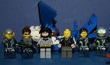 LEGO GREY BATMAN (NEW BLUE CAPE IN BOX) VS AGENTS:  6 MINIFIGURES (BATMAN, JET "AIR" PILOT, AGENTS, CHARGE, CHASE ETC...)  AGT025, AGT020A, AGT001A,  AIR019 PLUS  2 CUSTOM BUILDS: BOAT, JET PLANE & ACCESSORIES (145 PCS) KIT 60