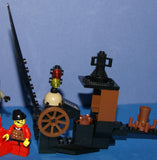 NOW RARE RETIRED LEGO BATMAN & NINJA MINIFIGURES  (YEARS 1998-2009) (1 BATMAN AND 6 NINJAS) PLUS 3 CUSTOM BUILDS: WATCH TOWER, GUARD GATE AND MOTORCYCLE (113pcs) KIT SET ITEM 64