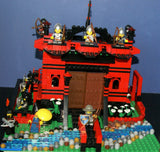 LEGO 10”X10”X9” RED FORT CASTLE INVASION, DETAILED CUSTOM KIT WITH BRIDGE, GARDENS & MOAT & 23 VERY RARE RETIRED MINIFIGURES FROM CASTLE KINGDOMS, DRAGON KNIGHTS, DARK FOREST, BLACK FALCONS ETC… (1013 PCS) KIT 25