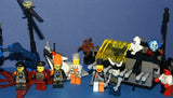 CUSTOM UNIQUE  LEGO SET, 11 MINIFIGURES AND 2 BUILDS (211 PCS):  ALPHA TEAM, MISSION DEEP FREEZE (YEAR 2004) VS EXO FORCE (YEAR 2006) + ARTILLERY MACHINE & DECONSTRUCTION ROBOT WITH COMPUTER DESK & HELIX, LOTS OF ACCESSORIES. KIT 61