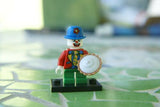 BRAND NEW, NOW RARE, RETIRED COLLECTOR LEGO MINIFIGURE: SMALL CLOWN WITH HAT, PIE & ACCESSSORIES + BLACK BASE (SERIE 5) YEAR 2011, 7 PIECES