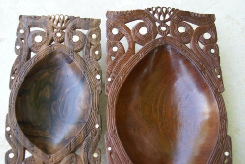 2 LARGE STUNNING HAND CARVED ROSEWOOD MUSEUM MASTERPIECES SAGO PLATTER DISH BOWLS WITH MOTHER OF PEARL INSERTS & DELICATELY INCISED LACY BORDERS BY RENOWNED TRIBAL SCULPTOR TROBRIAND ISLANDS MELANESIA SOUTH PACIFIC COLLECTOR DESIGN 2A109 & 2A22.