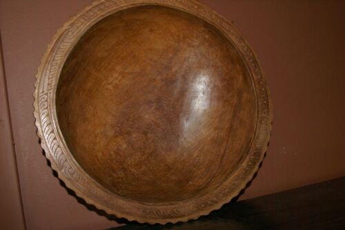 HUGE 15”x 15”x 4” STUNNING ROSEWOOD MUSEUM MASTERPIECE SAGO PLATTER DISH DELICATELY CARVED WITH INCISED BORDERS INTO A LARGE DEEP BOWL BY RENOWNED TRIBAL SCULPTOR FROM REMOTE TROBRIAND ISLANDS MELANESIA MASSIM SOUTH PACIFIC COLLECTOR DESIGNER 2A19