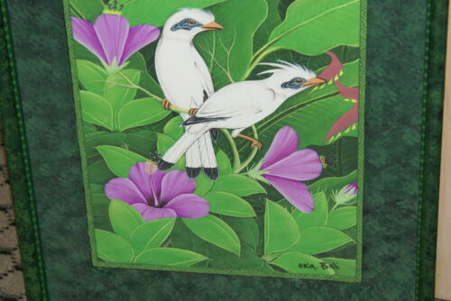21”x 16.5” DETAILED COLORFUL  BALINESE PAINTING ON CANVAS RENOWN UBUD ARTIST RAINFOREST PARADISE FOLIAGE STARLING BIRDS PURPLE HIBISCUS FRAMED IN SIGNED CUSTOM FRAME HAND PAINTED TO MATCH  ARTWORK DFBB48 DECORATOR DESIGNER ART COLLECTOR HOME DÉCOR