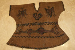 RARE OLD TORAJA TREE BARK TUNIC, PENAI OR BAJU, (SULAWESI) FROM CELEBES, INDONESIA. HAND PAINTED WITH NATURAL PIGMENTS 32" x 29"