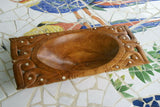 12.5”x 6”x 2” STUNNING HAND CARVED KWILA WOOD MUSEUM MASTERPIECE SAGO PLATTER DISH BOWL WITH ROUND  MOTHER OF PEARL INSERTS & DELICATE LACY INCISED BORDERS BY RENOWNED TRIBAL SCULPTOR TROBRIAND ISLANDS MELANESIA SOUTH PACIFIC COLLECTOR DESIGNER ART 2A6