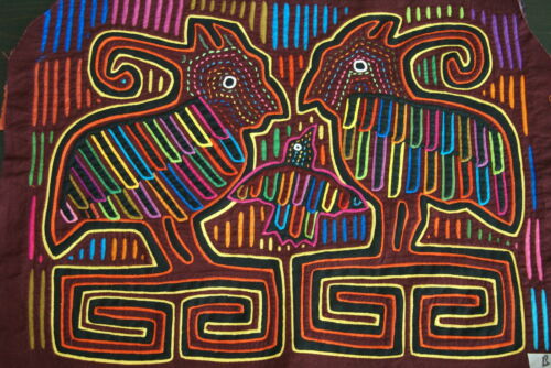 Kuna Indian Folk Art Mola Blouse Panel from San Blas Islands, Panama. Hand stitched Applique: Crested Birds with Geometric Background 16.5