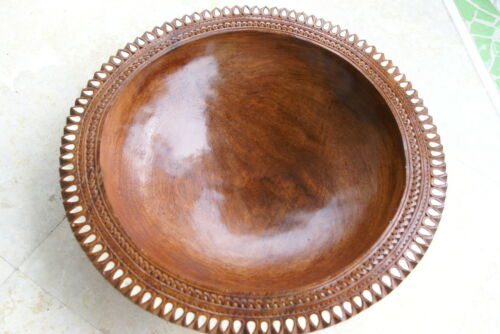 HUGE 17”x 4” STUNNING UNIQUE HAND CARVED ROSEWOOD MUSEUM MASTERPIECE SERVING PLATTER DISH BOWL WITH MOTHER OF PEARL TEAR INSERTS & DELICATE LACY BORDER RENOWNED SCULPTOR TROBRIAND ISLANDS MELANESIA SOUTH PACIFIC  KULA RING COLLECTOR DESIGNER 2A67