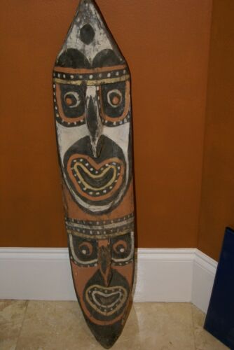 RARE MINDJA MINJA HAND CARVED YAM HARVEST UNIQUE CLAN SPIRIT MASK POLYCHROME  WITH NATURAL PIGMENTS PAPUA NEW GUINEA PRIMITIVE ART HIGHLY COLLECTIBLE DOUBLE FACE AND PHALLIC NOSE WASKUK 11A18: 33 X 7