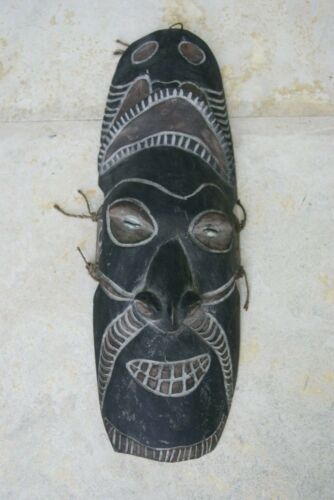 SOUTH PACIFIC OCEANIC ART HAND CARVED TRIBAL CLAN ANCESTRAL  POLYCHROME SPIRIT DANCE MASK WITH PIGMENTS BUSH TWINE USED DURING SECRET CEREMONIES &  INITIATIONS MINDIBIT VILLAGE MIDDLE  SEPIK PAPUA NEW GUINEA 12A17 COLLECTOR DESIGNER DECOR 18