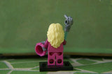 BRAND NEW, RARE RETIRED LEGO MINIFIGURE COLLECTIBLE: INTERGALACTIC GIRL WITH HAIR, WEAPON, HELMET, BLACK BASE ETC. (Serie 6) YEAR 2012, 9 PIECES