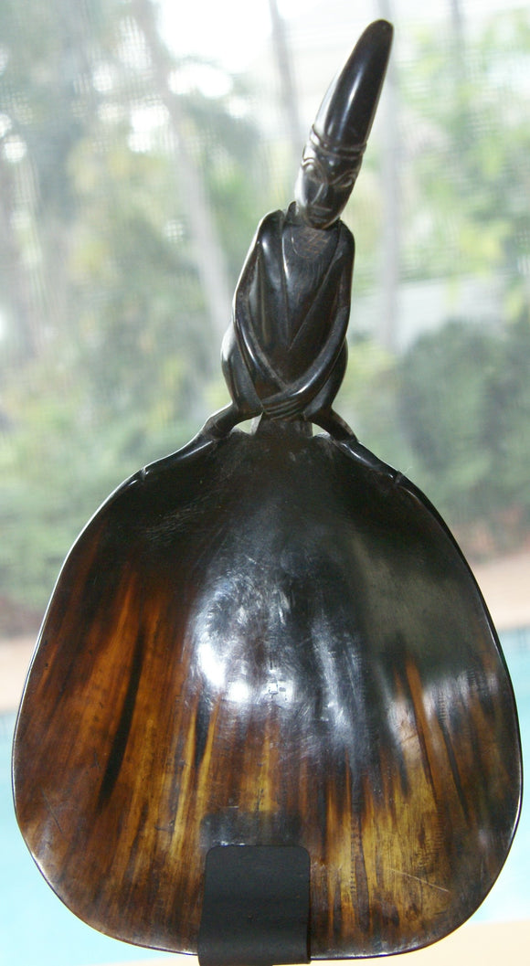 VINTAGE  HAND CARVED ETHNIC TRIBAL BUFFALO HORN  RICE SCOOP WITH DISPLAY STAND,  VERY LARGE  SPOON USED DURING FESTIVITIES, RITES OF PASSAGE AND SUCH, COLLECTED ON THE PREMISES LATE 20TH CENTURY,  INDONESIA