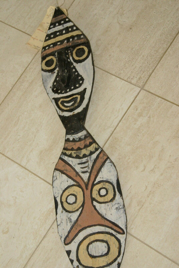 RARE MINDJA MINJA HAND CARVED YAM HARVEST UNIQUE CELEBRATION MASK POLYCHROME  WITH NATURAL PIGMENTS, PAPUA NEW GUINEA PRIMITIVE ART HIGHLY COLLECTIBLE & EXTREMELY DECORATIVE 11A4: 28.25