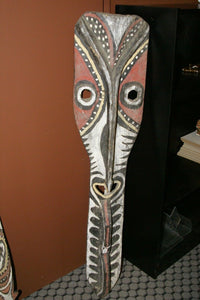 RARE MINDJA MINJA HAND CARVED YAM HARVEST UNIQUE CELEBRATION MASK POLYCHROME  WITH NATURAL PIGMENTS, PAPUA NEW GUINEA PRIMITIVE ART HIGHLY COLLECTIBLE & EXTREMELY DECORATIVE 11A7: 48"X 11" X 5"