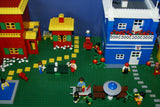 LEGO, 5 RARE RETIRED MINIFIGURES: MONSTER FIGHTERS VS BATMAN: DR RODNEY RATHBONE 9464, CRAZY SCIENTIST 9466, FRANKENSTEIN 9466, ANN LEE MOF002, GREY BATMAN WITH CAPE, WEAPONS ETC..+ 2 BUILDS,110 PCS MONSTER MAKING MACHINE, CAR (ITEM 57)