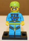 BRAND NEW, NOW RARE RETIRED LEGO MINIFIGURE COLLECTIBLE: SKYDIVER WITH PARACHUTE BAG & HELMET (HARD HAT) & BLACK BASE (Serie 10) MPN 71001, YEAR 2013. 6 PIECES