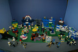 CUSTOM LEGO SET WITH OVER 12 BUILDS: 1488 PCS, 25 NOW RARE RETIRED MINIFIGURES. ENTRANCE ARCH, AMUSEMENT PARK, RIDES & GAMES, POLICE QUARTERS, PUBLIC RESTROOMS, FOUNTAIN, MANY ACCESSORIES. kit 23