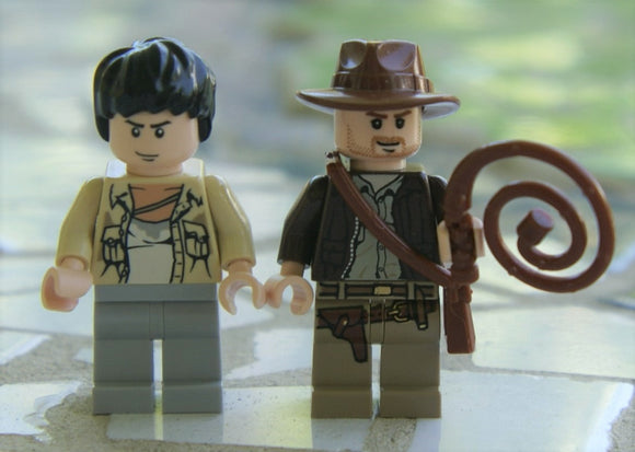 2 LONG RETIRED HARD TO FIND LEGO MINIFIGURES FROM  RAIDERS OF THE LOST ARK 7623 YEAR 2008-09, 10 PIECES IN MINT CONDITION NOT PLAYED WITH: INDIANA JONES WITH HAT WHIP SATCHEL & SATIPO. 10 PIECES, ITEM 80