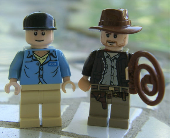 2 LONG RETIRED HARD TO FIND LEGO MINIFIGURES FROM RAIDERS OF THE LOST ARK 7623 YEAR 2008-09, 9 PIECES IN MINT CONDITION NOT PLAYED WITH: INDIANA JONES WITH HAT & WHIP & JOCK, AIR PIRATE: 9 PIECES, ITEM 81