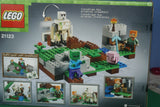 NOW RARE RETIRED LEGO MINECRAFT: The Iron Golem WITH 3 MINIFIGURES GOLEM, ALEX & ZOMBIE, BABY PIG,  TOOLS, ACCESSORIES, 21123, Age 6-12 (208 PIECES) YEAR 2016 COMPLETE, BOX & BOOKLETS INCLUDED.