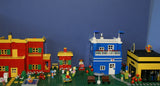 5 BUILDS: 2 STORIES HOME POOL PING PONG PLAYHOUSE APT DONUT SHOP TIRE STORE TOW TRUCK ETC.. HOT DOG STAND BENCHES (1569 PCS) 29 VERY RARE RETIRED MINIFIGURES FROM "LEGO TOWN" &  THE SIMPSONS (1978- 2010) KIT 2