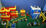 5 BUILDS: 2 STORIES HOME POOL PING PONG PLAYHOUSE APT DONUT SHOP TIRE STORE TOW TRUCK ETC.. HOT DOG STAND BENCHES (1569 PCS) 29 VERY RARE RETIRED MINIFIGURES FROM "LEGO TOWN" &  THE SIMPSONS (1978- 2010) KIT 2