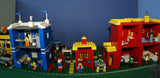 5 BUILDS: 2 STORIES HOME POOL PING PONG PLAYHOUSE APT DONUT SHOP TIRE STORE TOW TRUCK ETC.. HOT DOG STAND BENCHES (1569 PCS) 29 VERY RARE RETIRED MINIFIGURES FROM "LEGO TOWN" &  THE SIMPSONS (1978- 2010) KIT 2