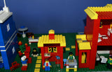 5 BUILDS: 2 STORIES HOME POOL PING PONG PLAYHOUSE APT DONUT SHOP TIRE STORE TOW TRUCK ETC.. HOT DOG STAND BENCHES (1569 PCS) 29 VERY RARE RETIRED MINIFIGURES FROM "LEGO TOWN" &  THE SIMPSONS (1978- 2010) KIT 2