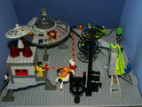 SOLD NOW RARE RETIRED LEGO SET, CUSTOM MARS MISSION: 31 RETIRED SPACE MINIFIGURES: SPACE LIFE ON MARS, SPACE LAUNCH COMMAND, SPACE M: TRON YEAR (1995-2001) 439 PCS, 9 BUILDS: FLYING SAUCER, CONTROL TOWER, ROCKET JET, PLANET HOPPER ETC... (KIT 9)