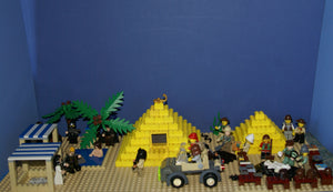 CUSTOM LEGO SET, PYRAMID RAIDERS ARCHEOLOGIC DIG WITH 33 NOW RARE RETIRED MINIFIGURES FROM ADVENTURES OF THE ORIENT EXPRESS & INDIANA JONES TEAM, SKELETONS, SNAKES SCORPIONS SPIDERS, 2 PYRAMIDS, OASIS, MANY ACCESSORIES 535 PCS (KIT 11) 20" X 10"