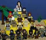 CUSTOM LEGO SET, PYRAMID RAIDERS ARCHEOLOGIC DIG WITH 33 NOW RARE RETIRED MINIFIGURES FROM ADVENTURES OF THE ORIENT EXPRESS & INDIANA JONES TEAM, SKELETONS, SNAKES SCORPIONS SPIDERS, 2 PYRAMIDS, OASIS, MANY ACCESSORIES 535 PCS (KIT 11) 20" X 10"