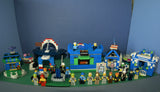 CUSTOM LEGO SET WITH OVER 12 BUILDS: 1488 PCS, 25 NOW RARE RETIRED MINIFIGURES. ENTRANCE ARCH, AMUSEMENT PARK, RIDES & GAMES, POLICE QUARTERS, PUBLIC RESTROOMS, FOUNTAIN, MANY ACCESSORIES. kit 23