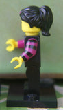 BRAND NEW, NOW RARE RETIRED LEGO MINIFIGURE COLLECTIBLE: SKATEBOARDER GIRL WITH SKATEBOARD, PONY TAIL HAIR + BLACK BASE, Serie 6, YEAR 2012, 6 PIECES