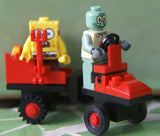 LEGO CUSTOM BUILD (25 PCS) PLUS 2 NOW RARE RETIRED MINIFIGURES: SPONGEBOB 4981, SQUIDWARD 3827 RIDING THEIR CUSTOM MOBILE TRAIN CARRIAGE WITH ADJUSTABLE WHEEL (KIT 35)