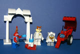 LEGO CUSTOM BUILD (43 PCS) PLUS 3 NOW RARE RETIRED MINIFIGURES: SPONGEBOB 3831, SANDY 3816, MR KRABS 3833 & RING TOSS TOY (KIT 39) DISPLAYED IN STORE ONLY