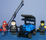 4 NOW RARE, VERY HARD TO FIND, RETIRED LEGO MARVEL SUPERHEROES MINIFIGURES: DARK BLUE SPIDERMAN, DR OCTOPUS 4855, POLICEMAN 4854, TAXI DRIVER 4852, CAR, WEAPONS & PROPS (73 PCS). KIT 41