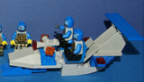 7 NEW, BUT NOW RARE, SPACE UFO MFS, RETIRED LEGO MINIFIGURES: RED ALIENS SPO46 & ROBOT DROIDS SP043 + 2 CUSTOM BUILD AIRJET SKY PONTOONS (73 PCS) KIT SET ITEM 49