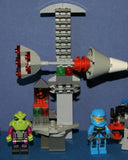 LEGO, 6 NOW RARE RETIRED ALIEN CONQUEST MINIFIGURES: ALIEN TROOPERS AC003, ALIEN DEFENSE UNIT SOLDIER AC016 + 2 UNIQUE CUSTOM BUILDS: ROCKET LAUNCH TOWER & ROCKET, ASTONAUT TOOL BENCH 194 PCS. (KIT ITEM SET 51)