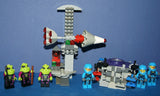 LEGO, 6 NOW RARE RETIRED ALIEN CONQUEST MINIFIGURES: ALIEN TROOPERS AC003, ALIEN DEFENSE UNIT SOLDIER AC016 + 2 UNIQUE CUSTOM BUILDS: ROCKET LAUNCH TOWER & ROCKET, ASTONAUT TOOL BENCH 194 PCS. (KIT ITEM SET 51)