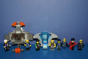 8 LEGO ALPHA TEAM NOW RARE RETIRED MINIFIGURES: CRUNCH WITH DYNAMITE TORSO, CHARGE, CAM GIRL, RADIA, OGEL MINION COMMANDER WITH SKELETON FACE, ETC... PLUS 2 BUILDS:  THRONE, ARMORED VEHICLE (111 PCS) ITEM 58