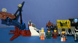 CUSTOM UNIQUE  LEGO SET, 11 MINIFIGURES AND 2 BUILDS (211 PCS):  ALPHA TEAM, MISSION DEEP FREEZE (YEAR 2004) VS EXO FORCE (YEAR 2006) + ARTILLERY MACHINE & DECONSTRUCTION ROBOT WITH COMPUTER DESK & HELIX, LOTS OF ACCESSORIES. KIT 61